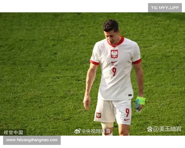 以莱万何时开始崭露头角的职业成长历程深度解析与关键转折点全景解读