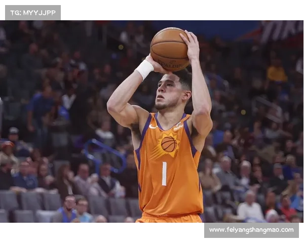 布克2017年砍下70分创下年轻球员得分纪录 书写NBA历史新篇章